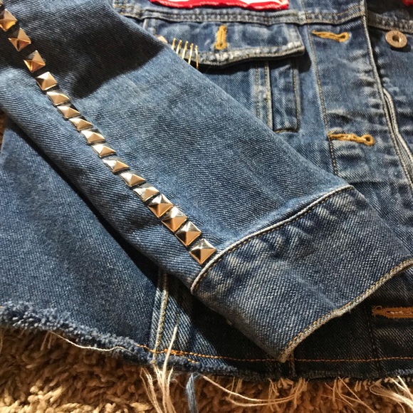 Custom rework denim jacket - Picture 5 of 7
